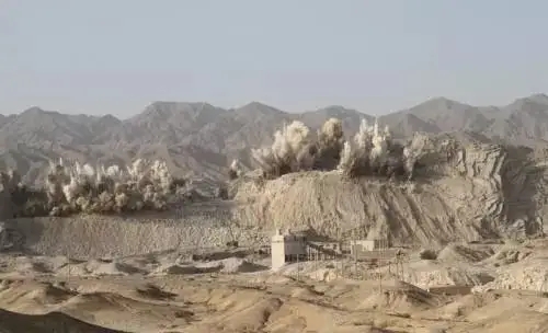 現(xiàn)在開采礦山都在用什么設備？