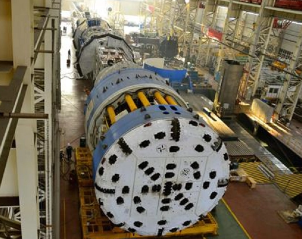 全斷面巖石掘進機構(gòu)造及應(yīng)用特點