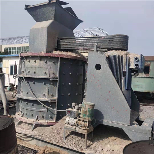 選購二手1500立軸復(fù)合破制砂機(jī)好處