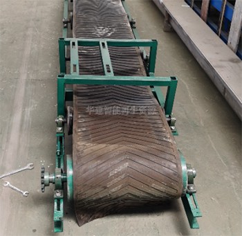 如何調(diào)整皮帶輸送機跑偏